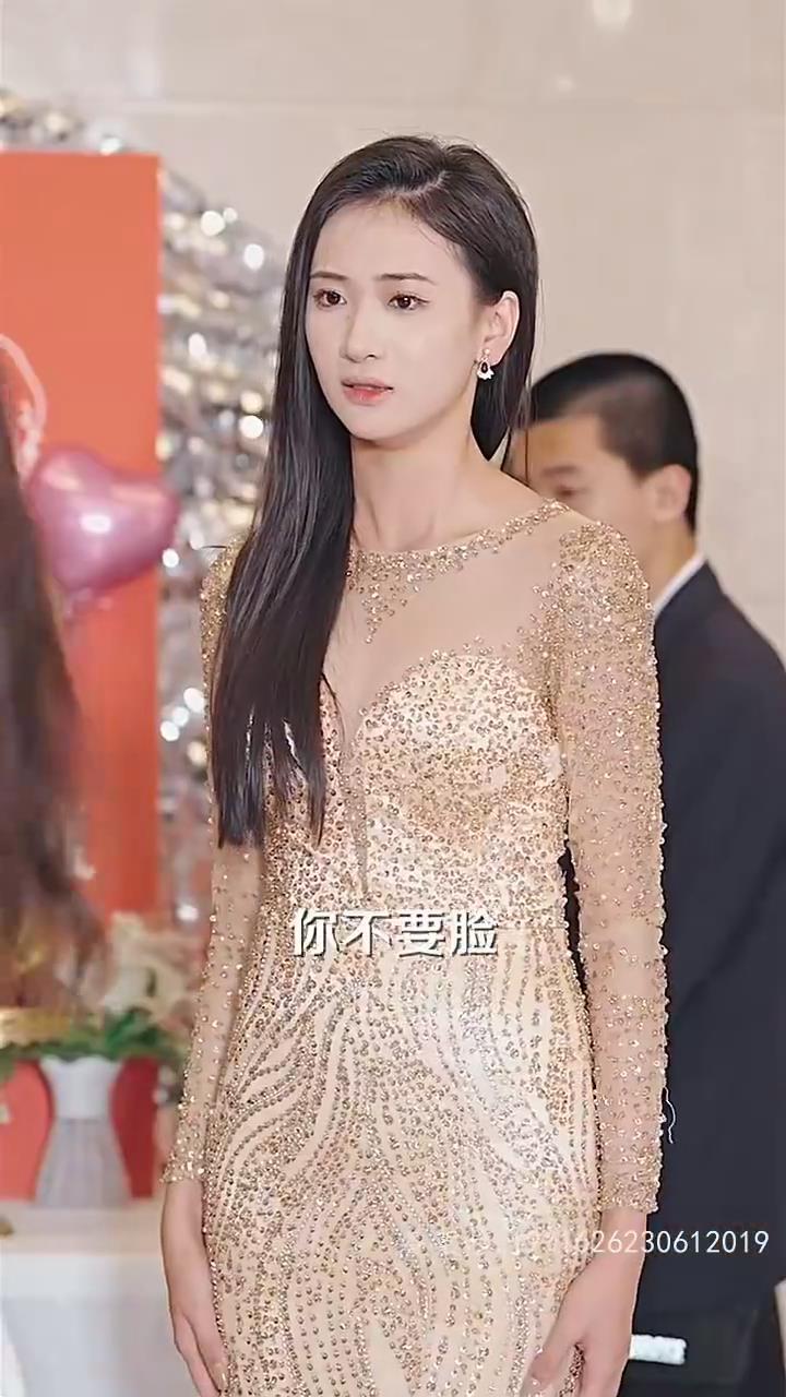 戴珍珠耳环的少女